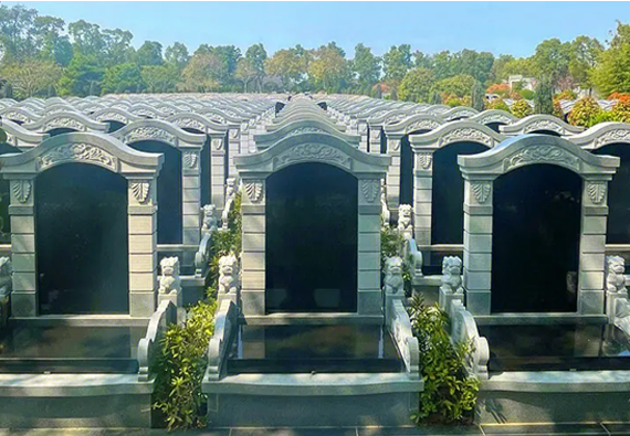 雞鳴山墓地